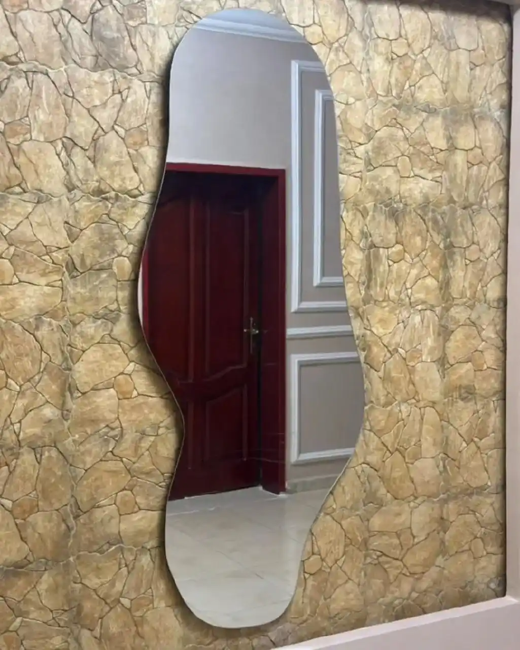 مرايا حمام ذكية ضد الضباب